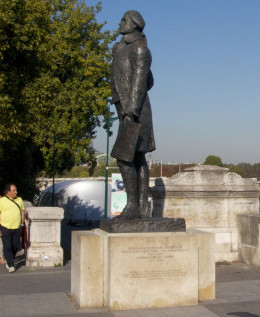 Statue of Jefferson in Paris